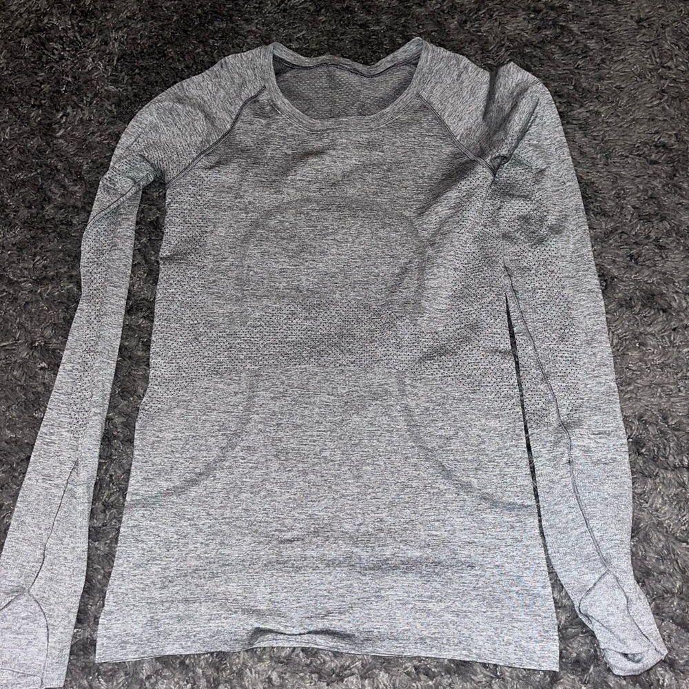 Grey Lululemon Swiftly